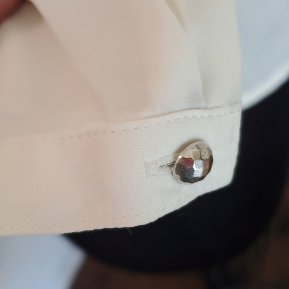 Candies - Sheer Cream V-Neck Blouse - Size XS - Picture 5 of 9